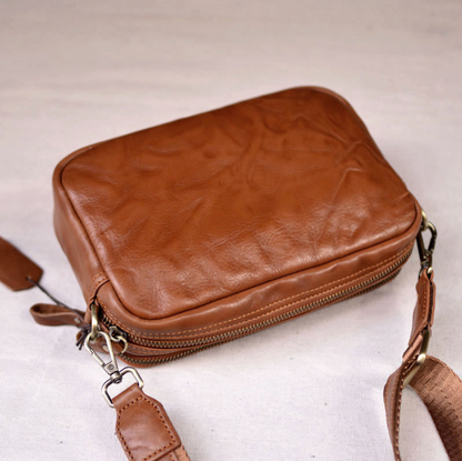 VINTAGE LEATHER MEN HANDBAG