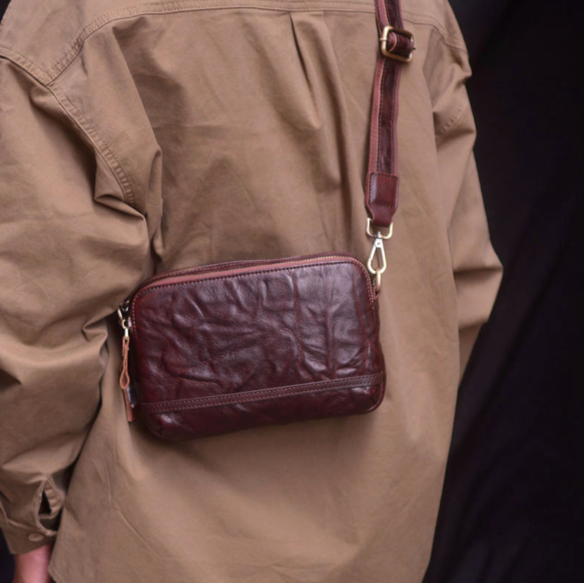 VINTAGE LEATHER MEN HANDBAG