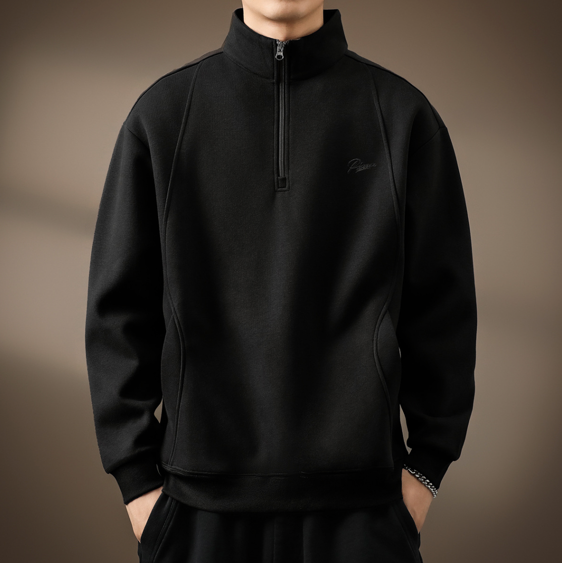 STAND-UP COLLAR SWEATER