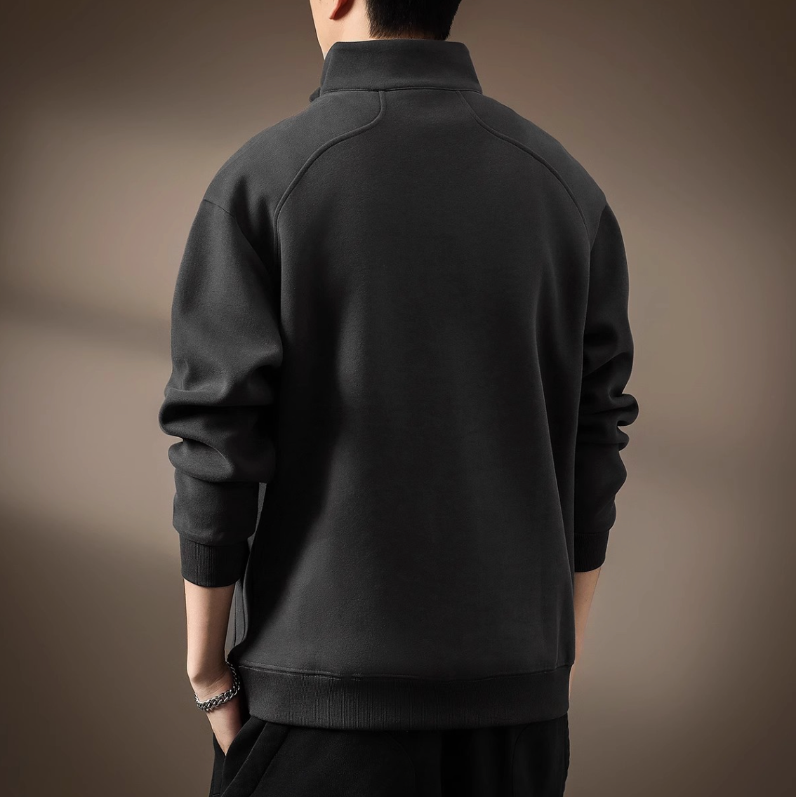 STAND-UP COLLAR SWEATER