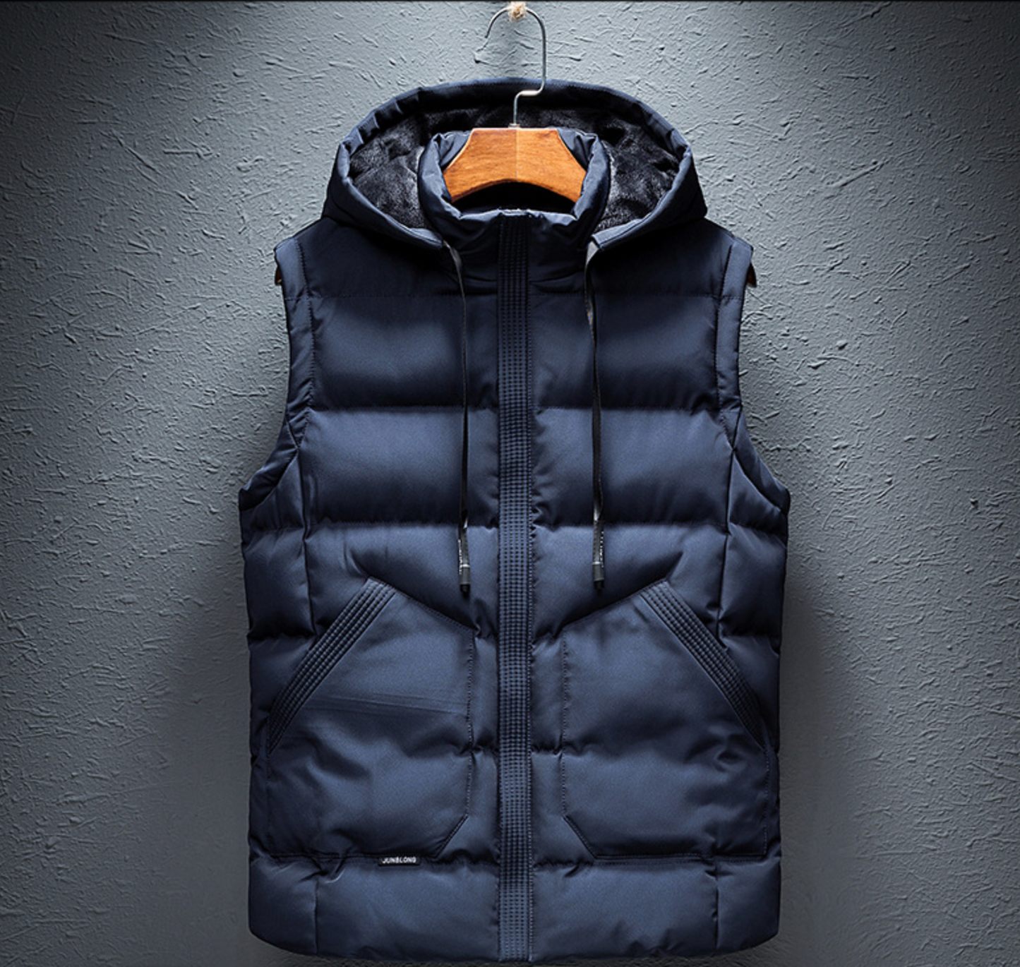 CASUAL HOODED DOWN VEST