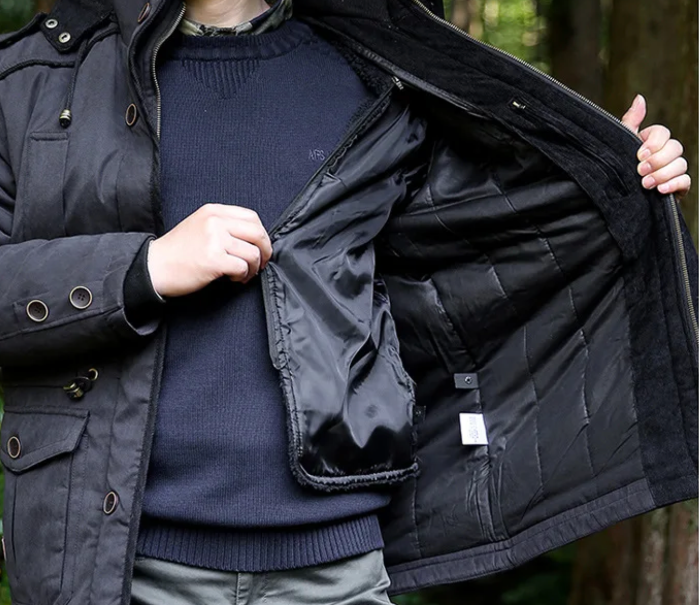 PRACTICAL COTTON-PADDED JACKET