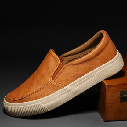 CASUAL LEATHER SLIP-ON BOARD SHOES