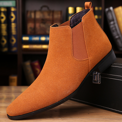 CASUAL LEATHER CHELSEA BOOTS