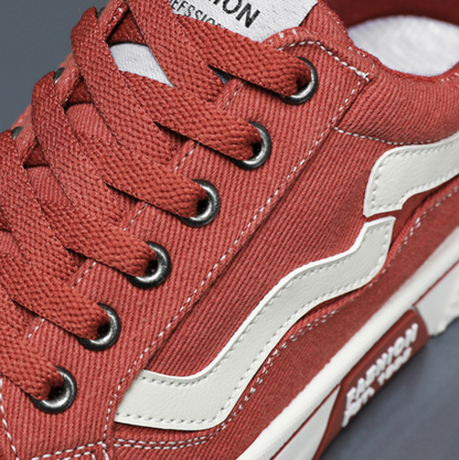 TRENDY CANVAS SNEAKERS