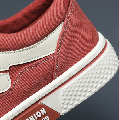 TRENDY CANVAS SNEAKERS