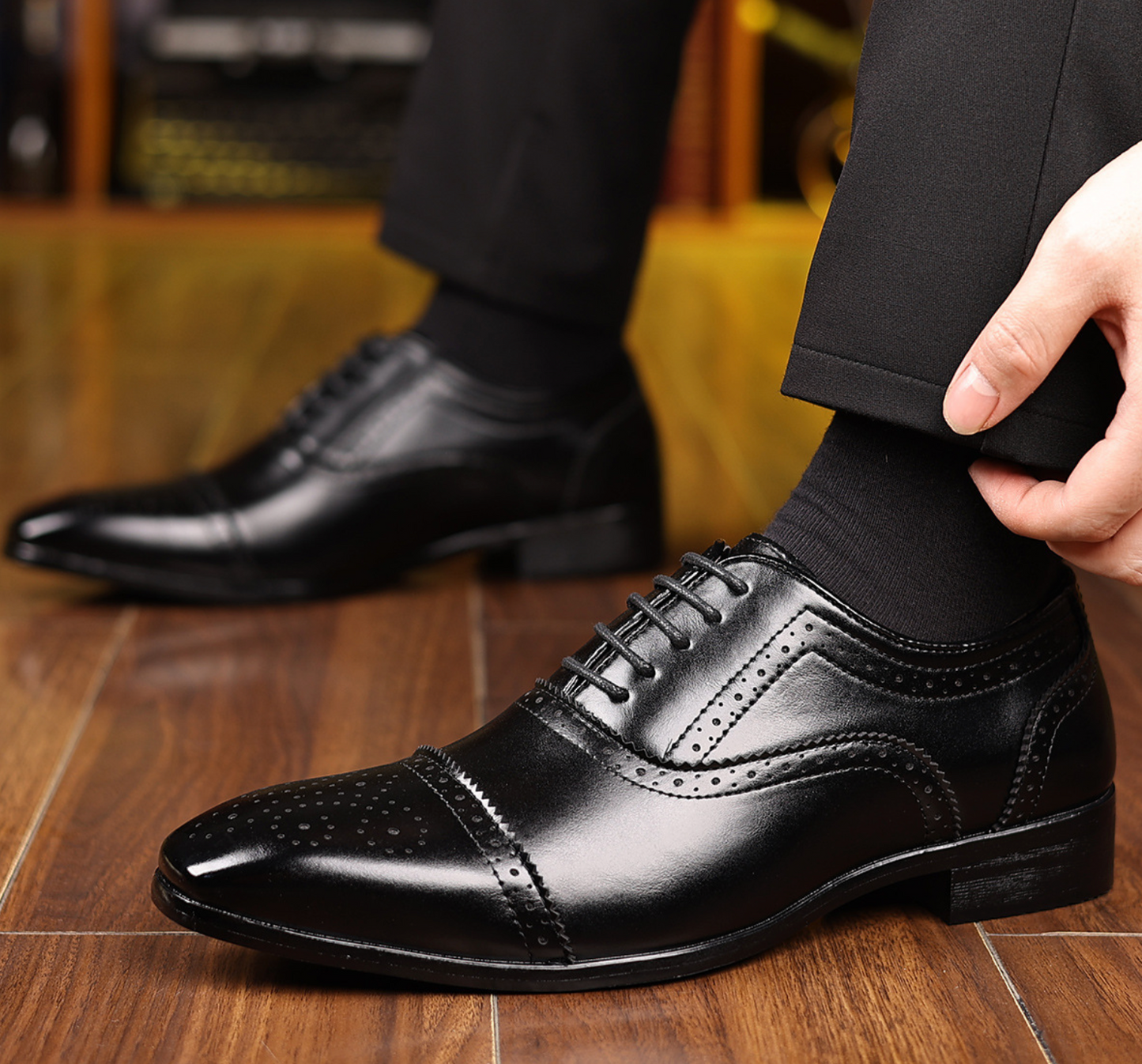 LUXURY LEATHER BROGUE SHOES