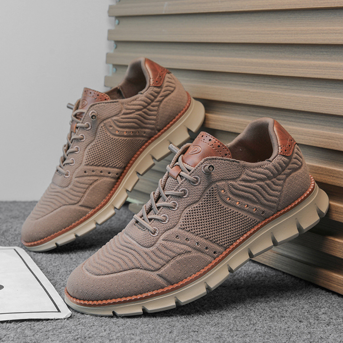 BREATHABLE CASUAL SNEAKERS