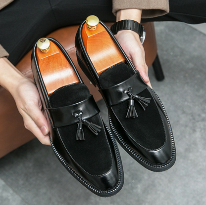 TASSEL SLIP-ON SHOES