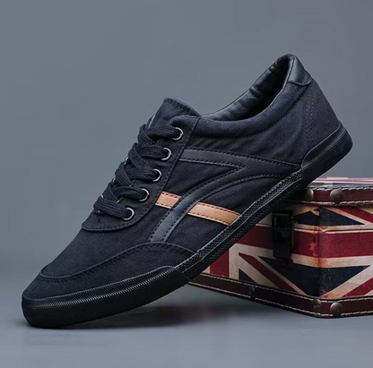 VERSATILE CANVAS SNEAKERS