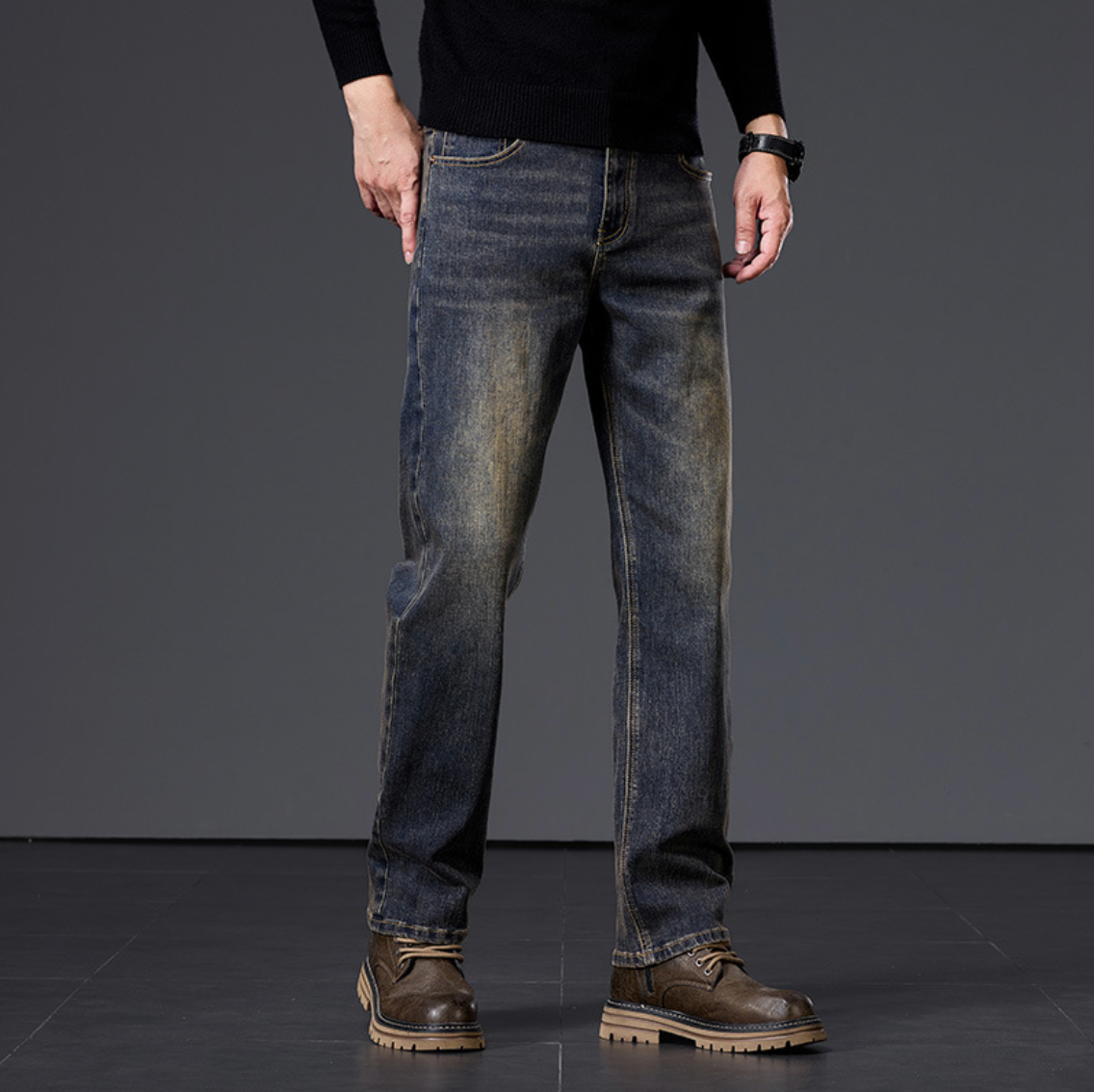 CASUAL STRAIGHT JEANS