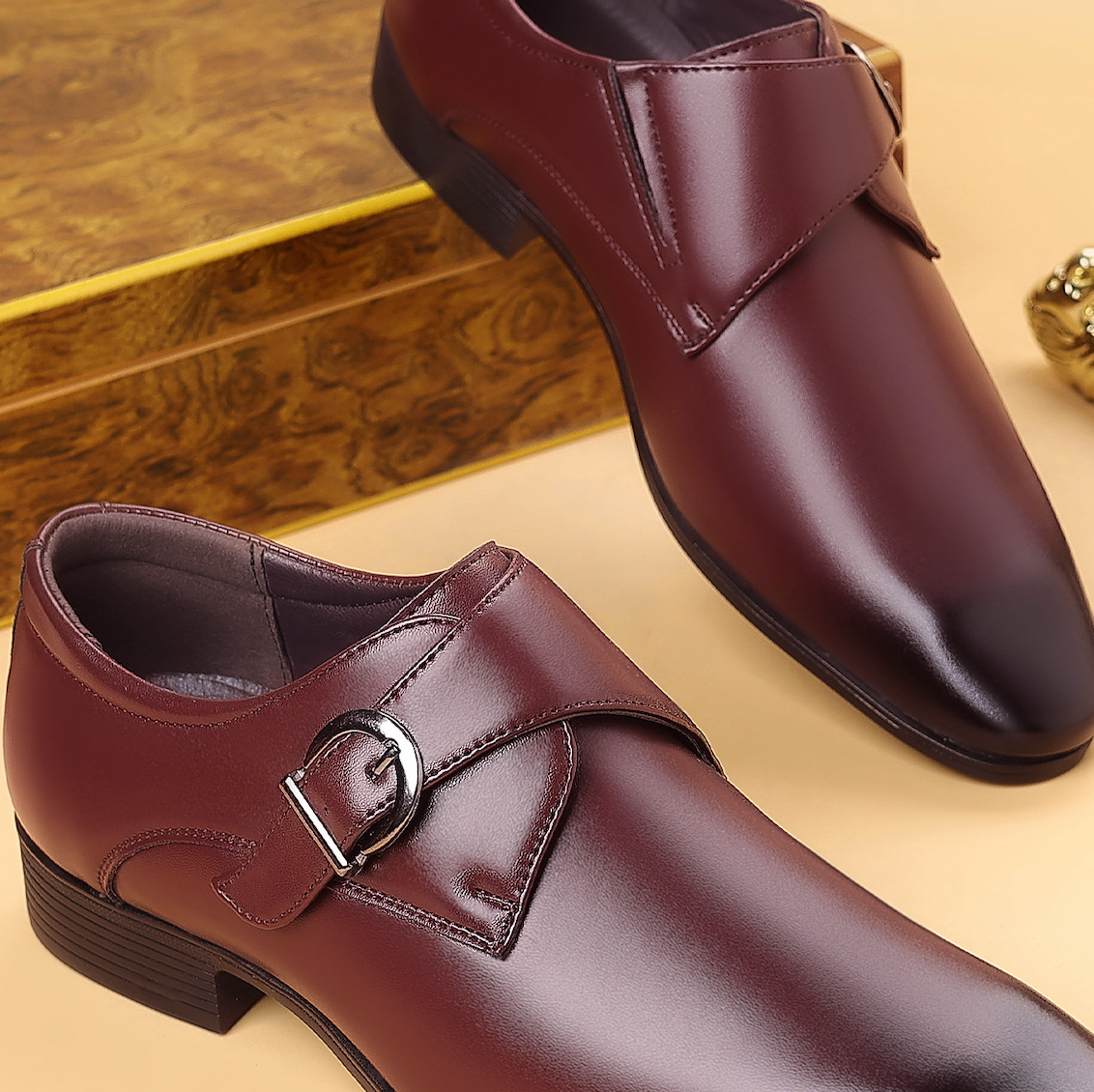 Buckle Oxford Shoes