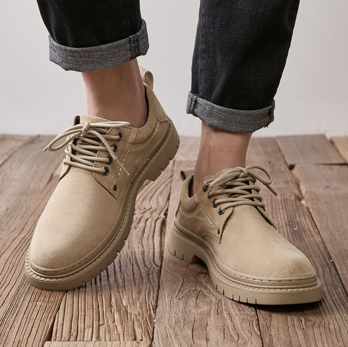 SUEDE DAILY LOW-TOPS SHOES