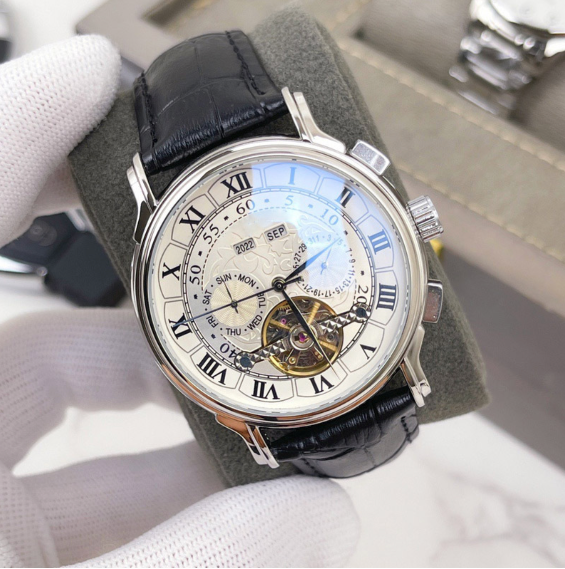 AUTOMATIC SKELETON DRESS WATCH