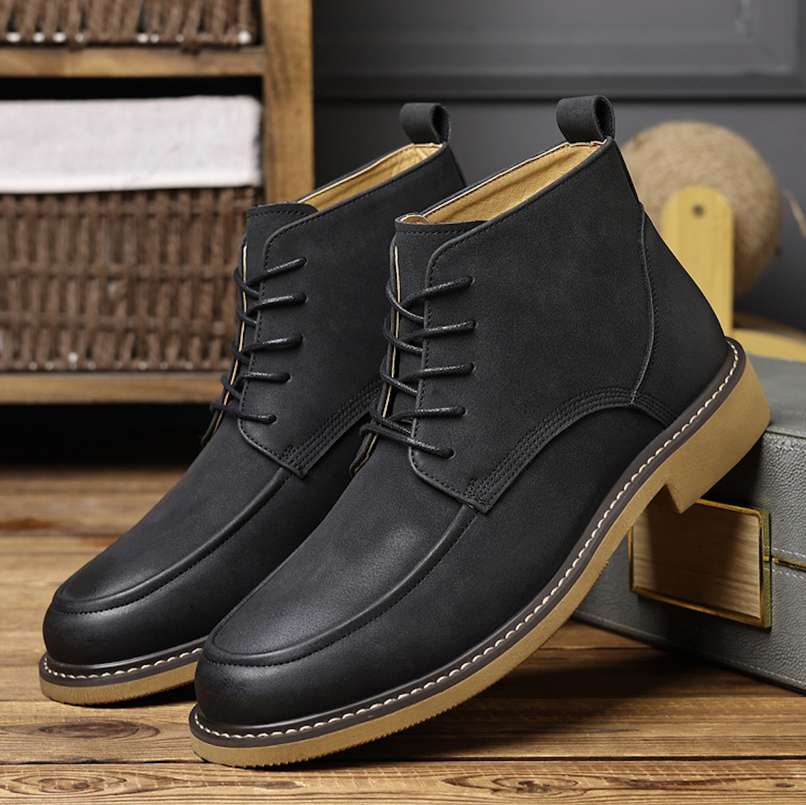 CLASSIC MOC BOOTS