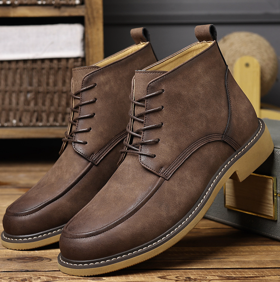 CLASSIC MOC BOOTS