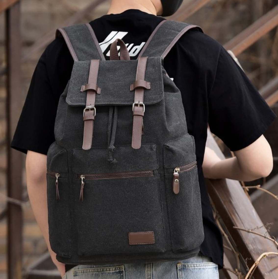 RUGGED CANVAS BACKPACK