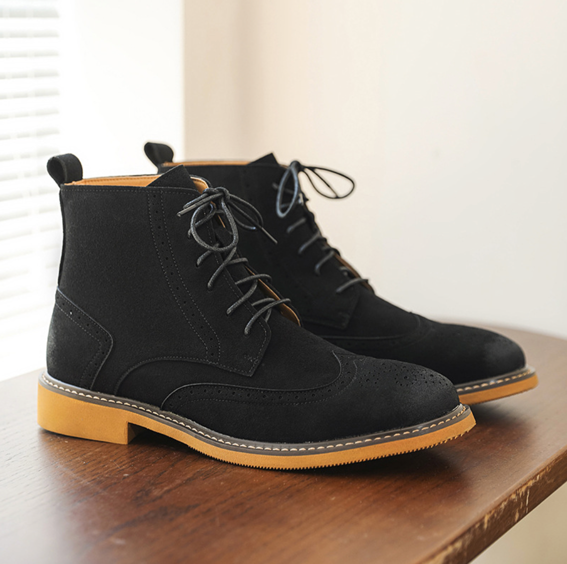 BROGUE HIGH-TOP CLASSIC BOOTS