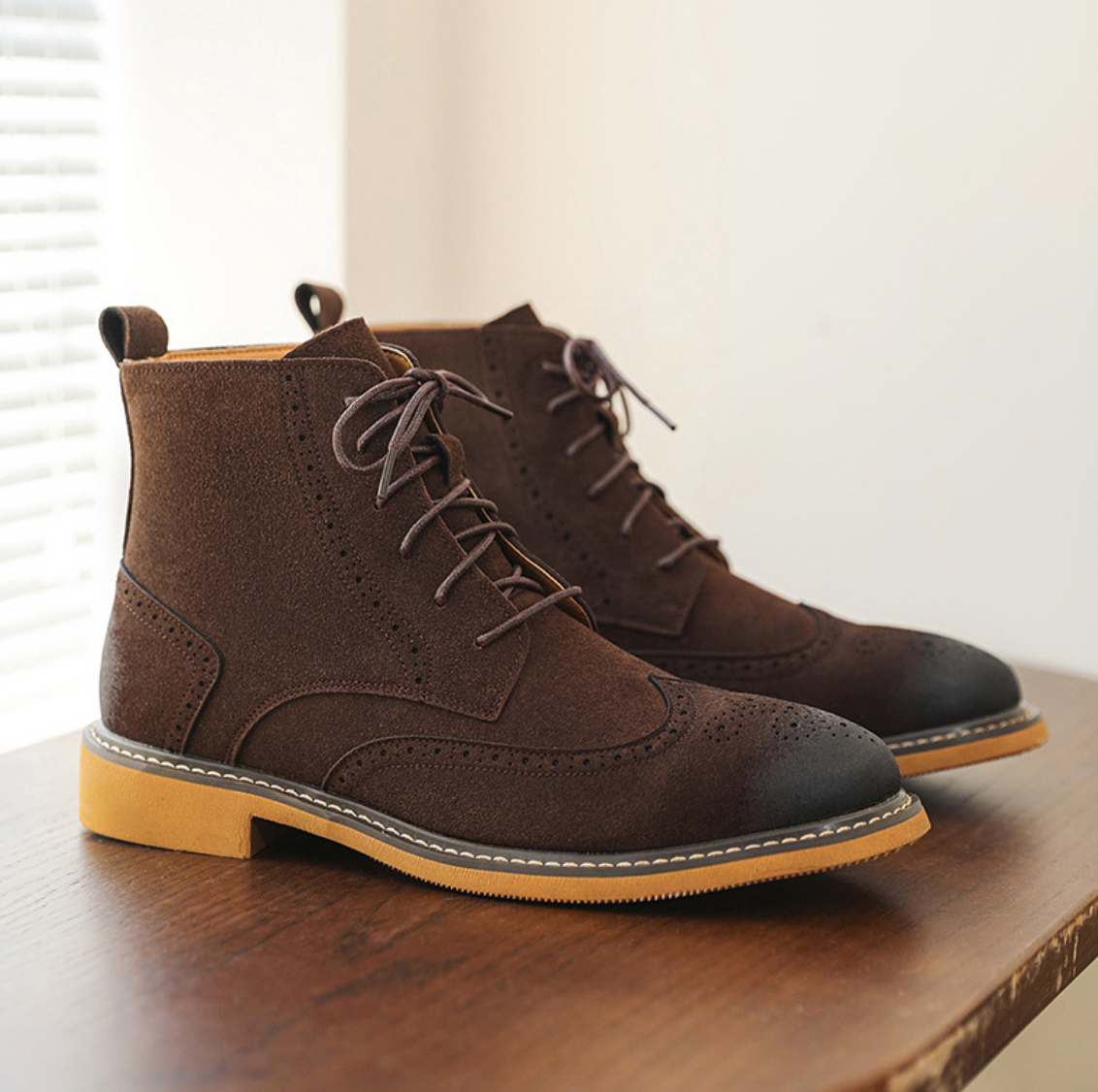 BROGUE HIGH-TOP CLASSIC BOOTS