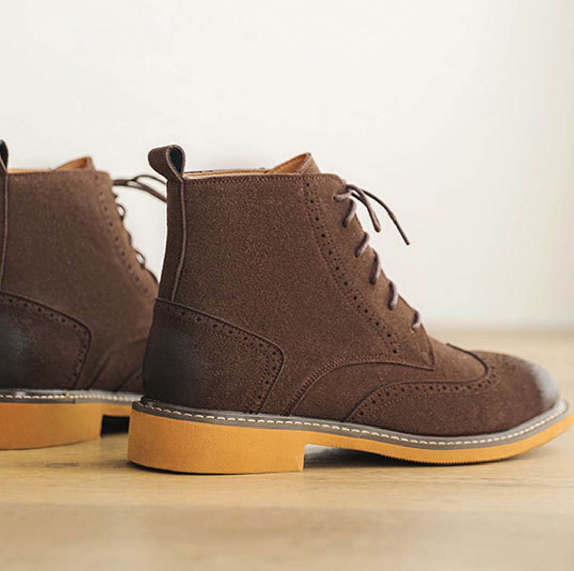 BROGUE HIGH-TOP CLASSIC BOOTS