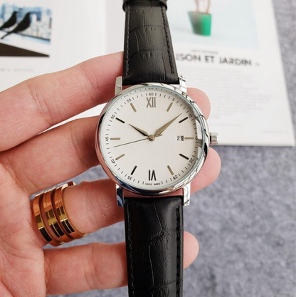 Classic Quartz Strap Watch
