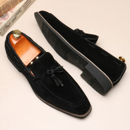 CLASSIC POINTED LOAFERS