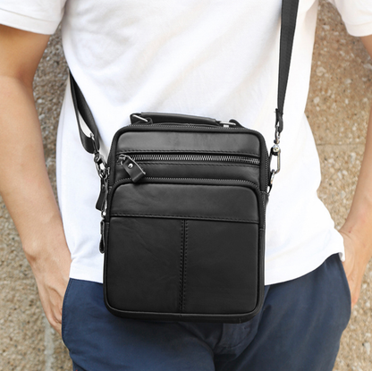 TRAVEL LEATHER CROSSBODY BAG